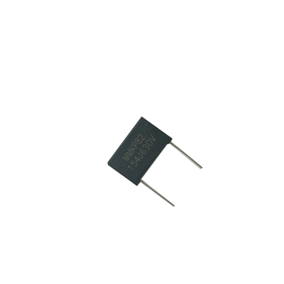 Door het gat 0.0022uF-10uF MMKP82 condensator 154J630V