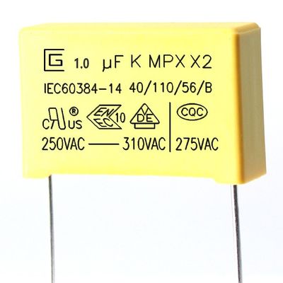 de Veiligheidscondensator 1.0Uf van 105K X2 met Uitstekende Vlam - vertragerseigenschappen P22.5MM